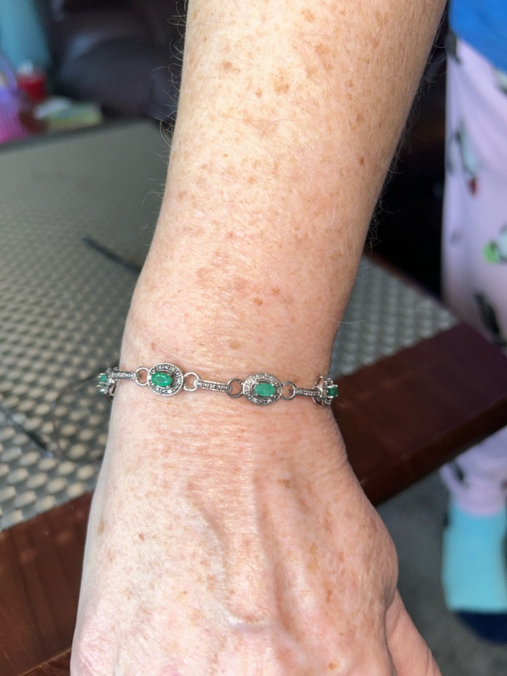 Macy Precious Gemstones Emerald Bracelet 7 1/2 in SS EM 2 DIA 1/4 OVL Send Offer - Picture 3 of 6